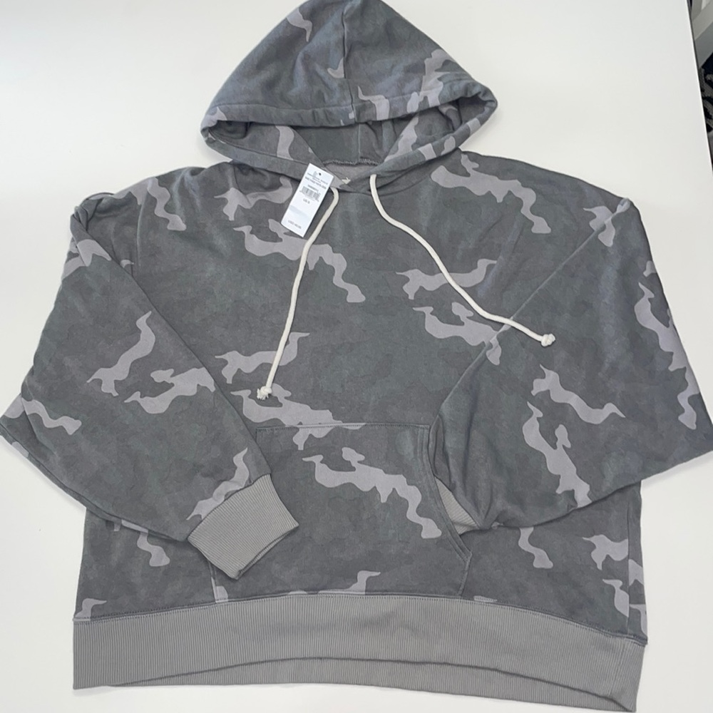 NWT American Eagle Oversized Camouflage Sweatshirt - Picture 3 of 7